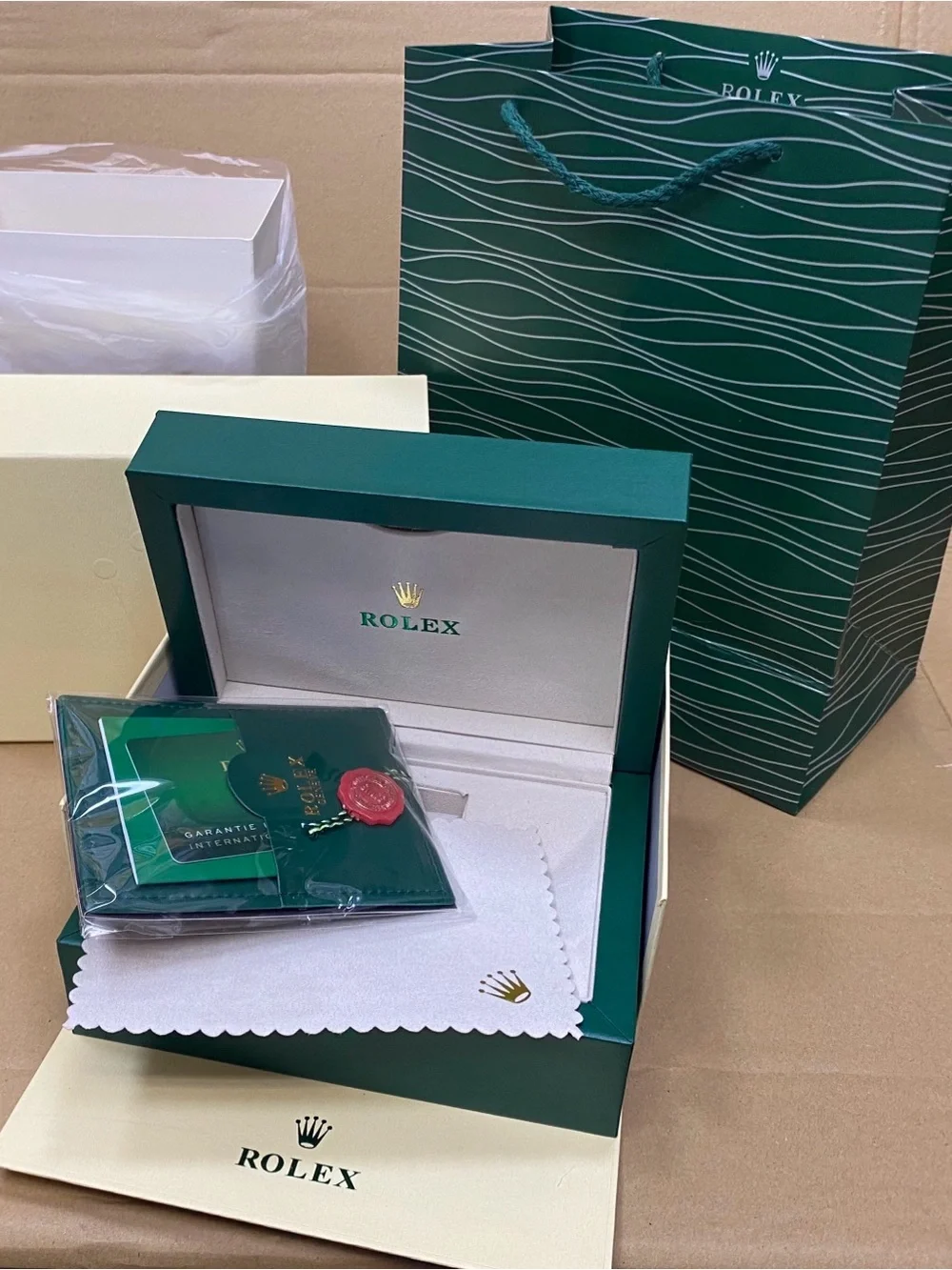 Rolex Green Watch Presentation Box with Gold Crown